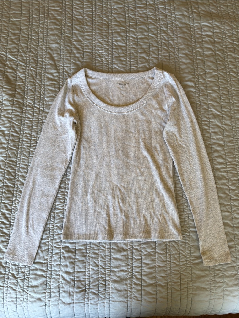 Light Gray Scoop Neck Long Sleeve Top